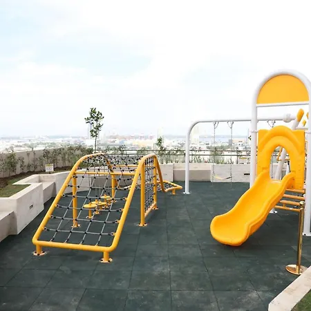 Cozy Condo With Pool & Gym Near Ayala Center