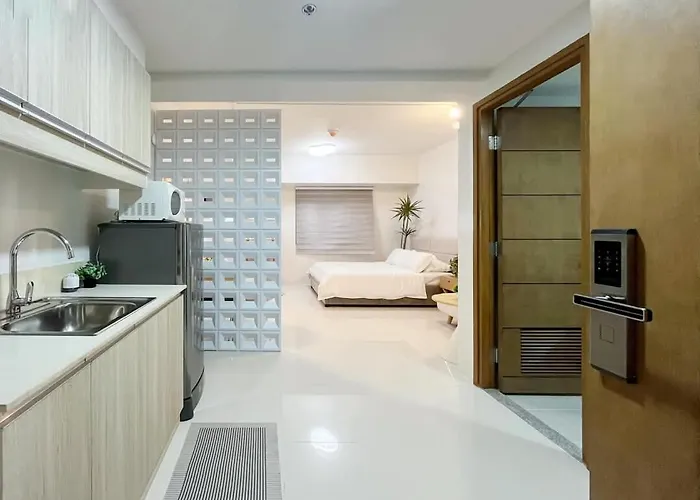Cozy With Pool & Gym Near Ayala Center 3* Cebu